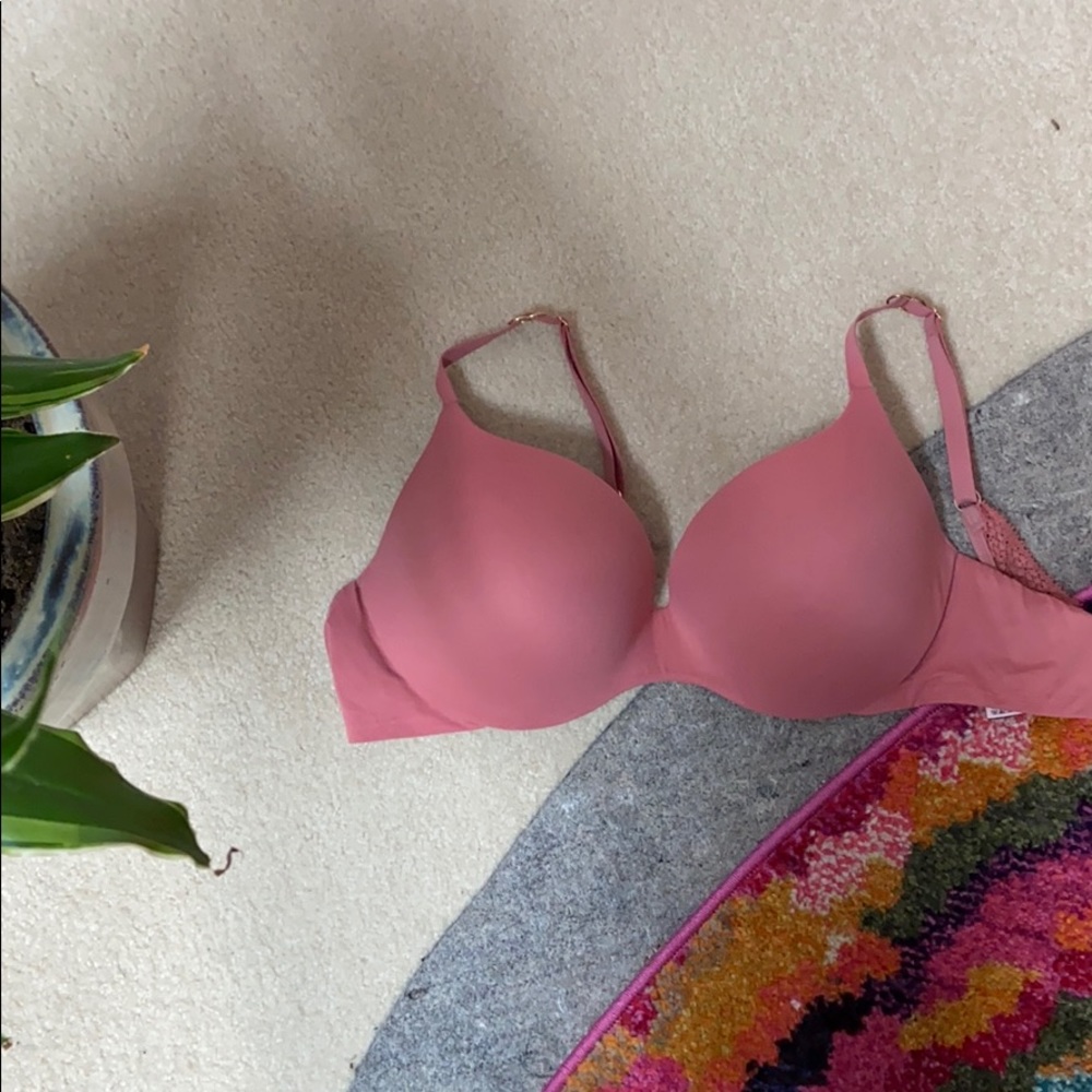 Incredible by Victoria Secret Perfect Shape Bra